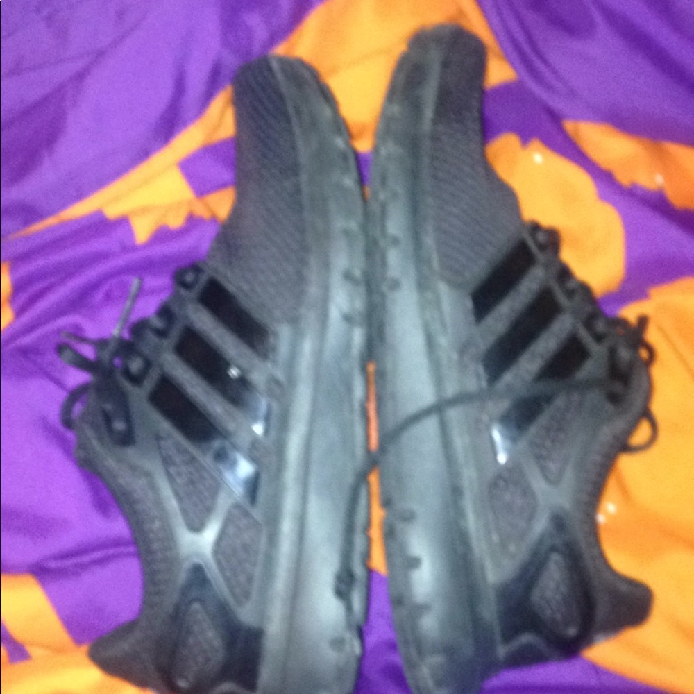 All black adidas cloud foam